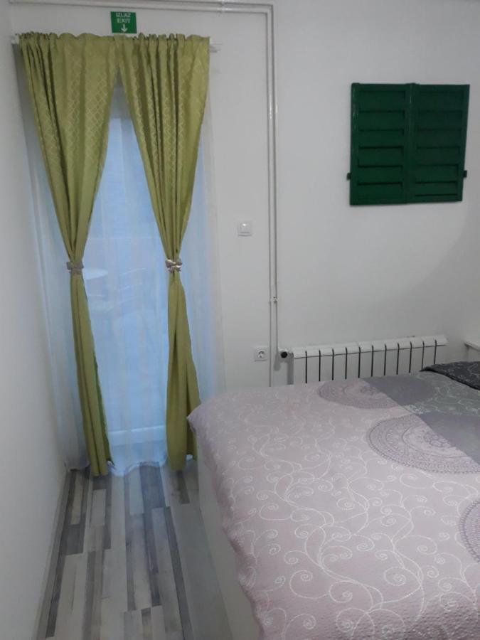 Tri Srece Apartment Огулин Екстериор снимка