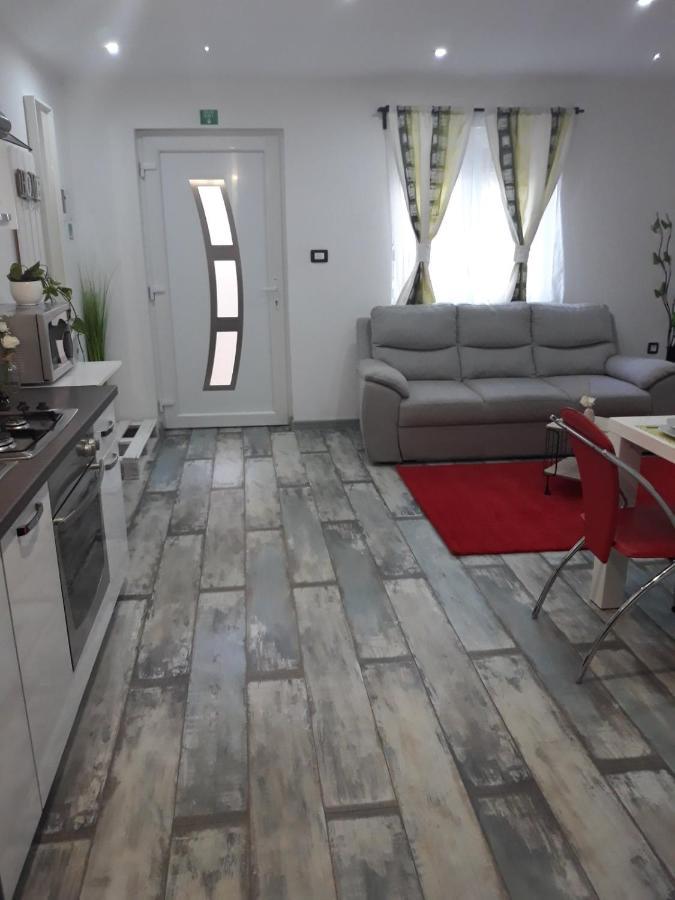 Tri Srece Apartment Огулин Екстериор снимка