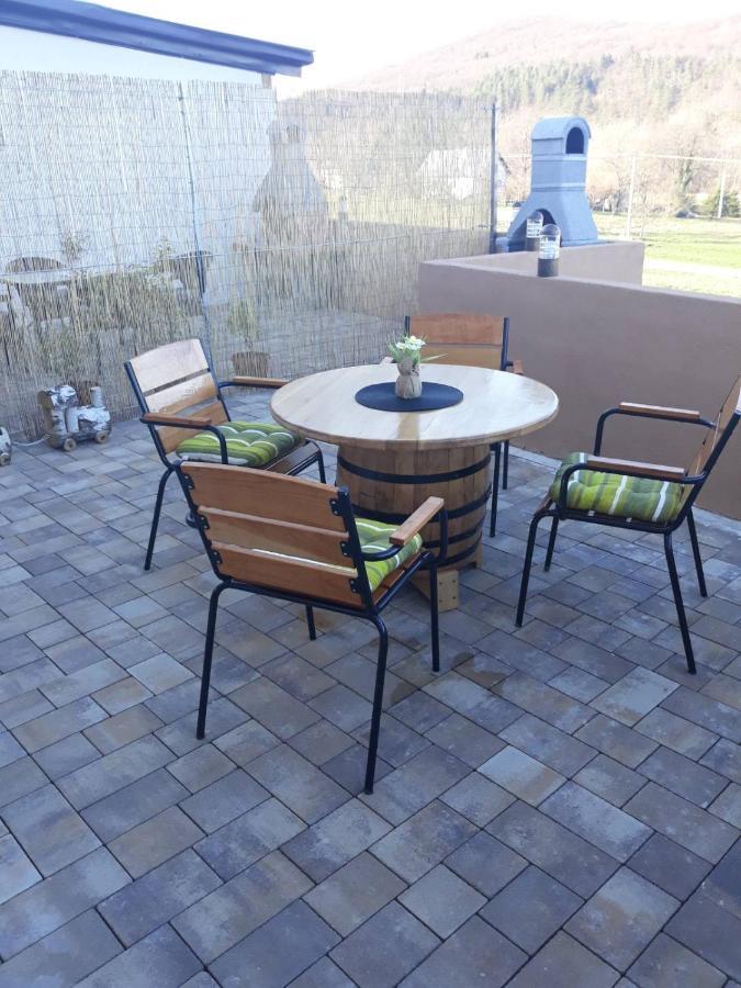 Tri Srece Apartment Огулин Екстериор снимка
