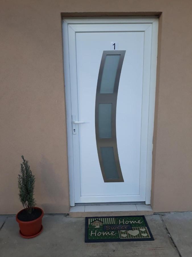 Tri Srece Apartment Огулин Екстериор снимка